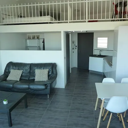As14629 - P2 Mezzanine Avec Vue Laterale, Dans Sur Avec Parking Prive Apartment